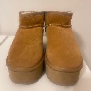 Classic Ultra Mini Platform Suede Booties  (exactly look like Ugg but is not
